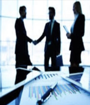 Administrata publike arrin në 87,112 punonjës – Cilat janë institucionet që kanë më shumë staf