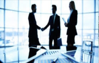 Administrata publike arrin në 87,112 punonjës – Cilat janë institucionet që kanë më shumë staf