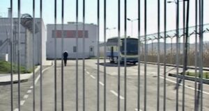 Sistemi antidron vendoset në burgjet e sigurisë së lartë për të ndalur hyrjen e sendeve të jashtëligjshme