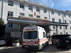 Aksident në aksin Fier–Patos, tre të plagosur dërgohen në spital