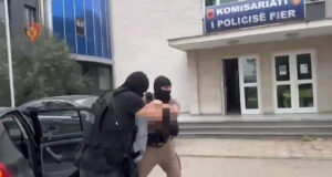 “Dy të arrestuar për shkelje të masës ‘arrest në shtëpi’ dhe një i proceduar për dhunë