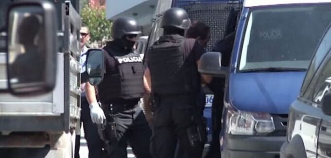 Fier – Arrestime dhe procedime për ngjarje të ndryshme në qark