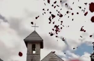 Rama ndan pamje të kurorëzimit të çiftit ne THETH