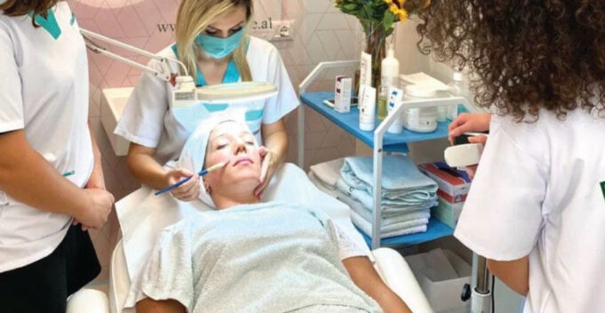 Profesionet e bukurisë, nje mundesi për punësim në emigrim