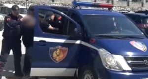 Fier/ Punonte tokën e tjetrit pa leje, e pëson 38-vjeçari