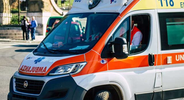 Për*lasi me makinë 42-vjeçarin që po lëvizte me biçikletë, arrestohet i riu në Berat