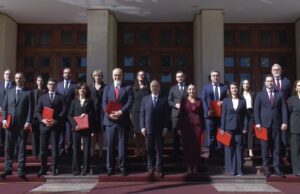 Kabineti i ministrave betohen në Presidencë
