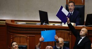 Demokratët depozitojnë kërkesën për hetim parlamentar mbi çështjen McGonigal