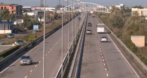 Nis të hënën ndërhyrja në aksin Vorë–Ura e Dajlanit, parashikohen bllokime të përkohshme trafiku