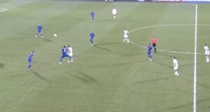 Shqipëria shenon gol ndaj Serbisë, festë me shqiponjë e Manaj