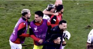 Kuqezinjtë triumfojnë ndaj Serbisë