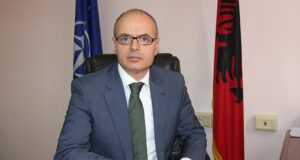 Petro Koçi “sulmon”Vetëvendosjen: “Djallëzi e frikë ndaj UÇK-së – populizmi i Albin Kurtit po i vjen fundi”