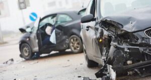 Një v*ktimë dhe 8 të plagosu kete te diele nga aksidentet ne rruge