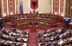 Kreu i SPAK, raporton në Kuvend-Nën hetim 33-ish zyrtarë të lartë.