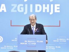 Berisha: Jam gati të ulem në një tryezë me Ramën për të prekur Kushtetutën