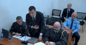 GJykata Kushtetuese kthen Veliajn në detyrë, zbardhen detaje nga vendimi: Këshilli Bashkiak shkeli ligjin