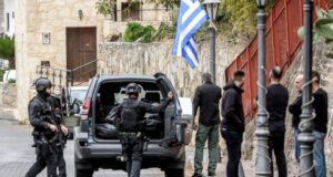 GREQI/ 3 të vd*kur dhe 15 të pl*gosur nga një h*kmarrje mes 2 familjeve.