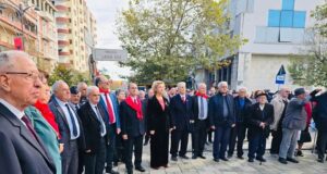 Perkujtohet 81-vjetori i Brigadës XI,në Fier mungojnë përfaqësuesit vendorë