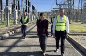 Balluku: Shqipëria drejt lidhjes direkte me Italinë përmes një linje nënujore energjie