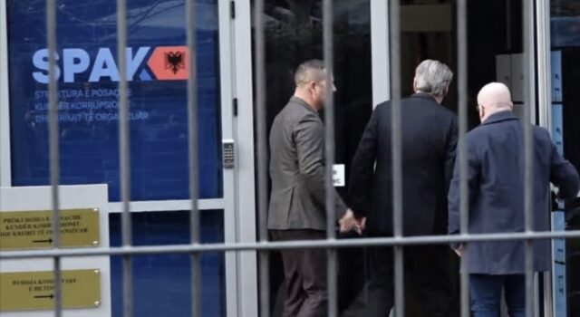 SPAK: Thirrje për Sali Berishën në hetimin e 21 Janarit – njoftimet janë dërguar në banesë, në selinë e PD dhe në Kuvend