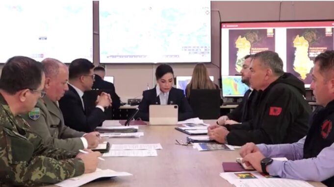 Balluku dhe ministri i Mbrojtjes, Vengu, në gatishmëri për motin e keq – AKMC në krye të punës për përballimin e situatës