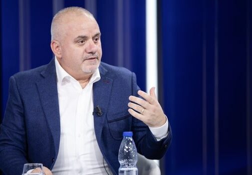 Gazetari Artan Hoxha shpallet ‘non grata’ në Greqi! I ndalohet përjetësisht për të mos shkelur në territorin helen