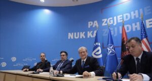 Berisha pas mbledhjes së Këshillit Kombëtar të PD: Salianji është vetëpërjashtuar