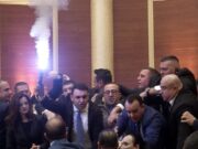 Tensionet në Kuvend, PS kërkon përjashtimin e 29 deputetëve të PD