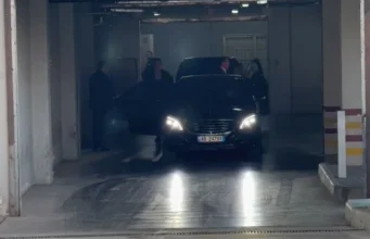 Kreu i ri i SPAK shkon në Këshillin e Mandateve, shoqërohet nga dy prokurorët e çështjes ‘Balluku’