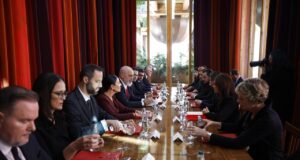 Kryeministri Rama mbledh kabinetin qeveritar