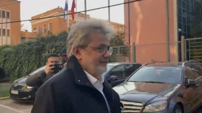 Kryebashkiaku i Shkodrës, Benet Beci paraqitet në ambientet e SPAK