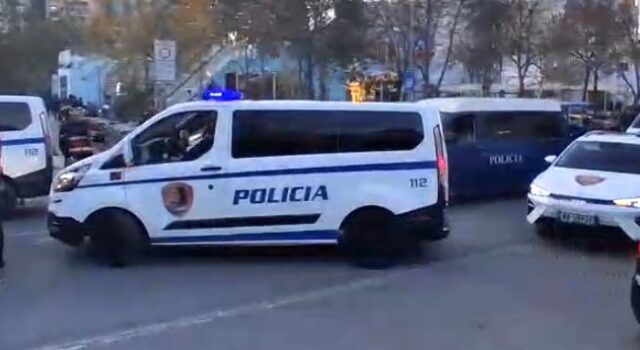 Procedime penale në Fier: të rinj pa leje drejtimi, konflikt mes të miturash dhe raste droge