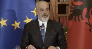 “16 mijë faqe të sjella nga SPAK nuk janë prova për Ballukun”, Rama: Po të isha në Këshillin e Mandateve do t’u thoja çohu e ikni dhe kthehuni me një dosje në Kuvend