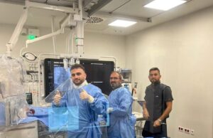 FIER- Spitali Memorial prezanton kardiologun intervencionues Dr. Edison Koltraka: Profesionalizëm dhe humanizëm në shërbim të pacientëve