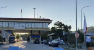 Bllokohet për 3 orë aksi rrugor Kakavijë-Janinë nga protesta e fermereve