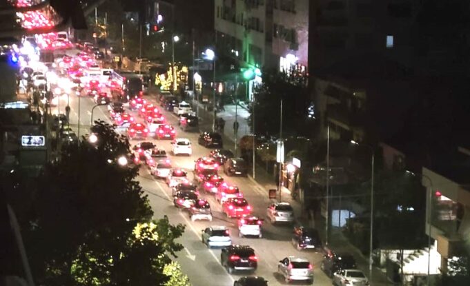 Tirana mes qyteteve me trafikun më të rënduar në Europë, ja renditja