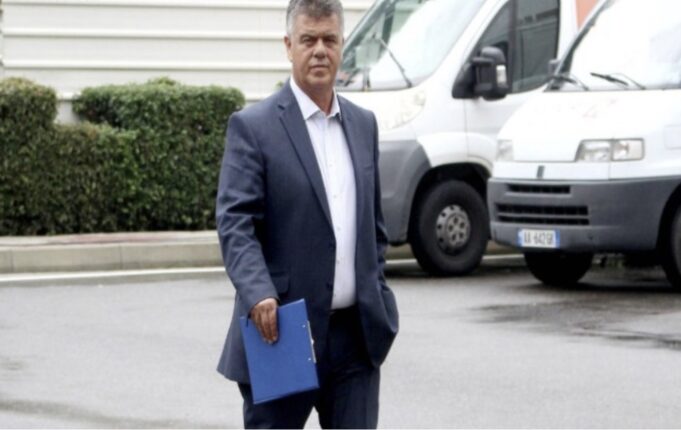 Lirohet nga burgu Lefter Koka