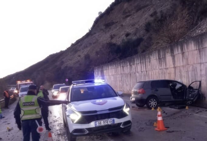 Aksident ne Gjirokaster – Tepelene, humbin jeten 3 te rinje