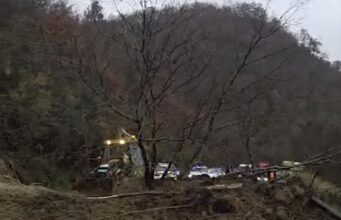 Rrëshqitje dherash bllokon aksin Tepelenë–Gjirokastër