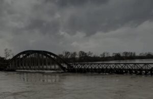 Al*rm për përmbytje nga Vjosa – Rrezikohet furnizimi me ujë i pijshëm për qytetin e Fierit