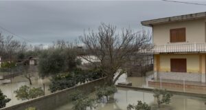 Shqipëria në ditën e katërt të përmbytjeve: 13 211 ha tokë dhe 1 587 banesa nën ujë, Rama premton kompensim të dëmeve