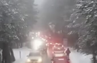 Nisin reshjet e dëborës në Qafën e Llogarasë