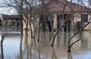 Hasturkas -Ulet niveli i ujit të Semanit, por prania e ujit vijon në toka bujqësore dhe 20 banesa