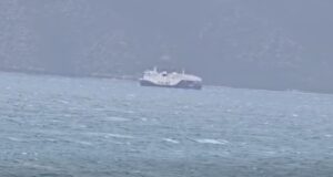Trageti i linjës Vlorë-Brindisi-Vlorë anulon mbërritjen në Port, ndalohet lundrimi i mjeteve të vogla dhe anijeve të peshkimit