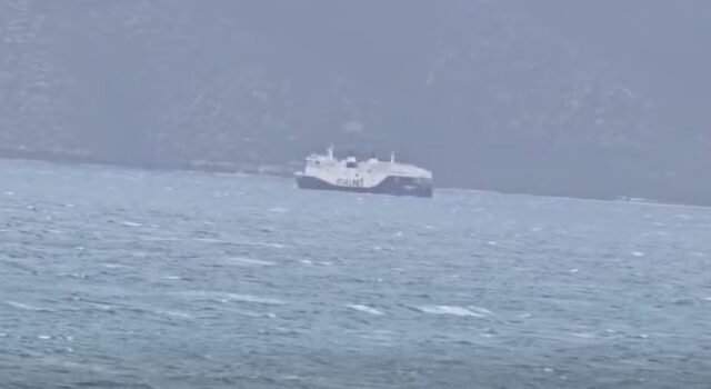 Trageti i linjës Vlorë-Brindisi-Vlorë anulon mbërritjen në Port, ndalohet lundrimi i mjeteve të vogla dhe anijeve të peshkimit