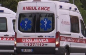 Kamioni bie në humnerë, 2 persona humb*n j*ten dhe një në gjendje kr*tike