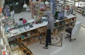 Vodhi paratë në një farmaci në Fier, arrestohet 25-vjeçari
