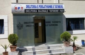 Abuzime me çmimet në Fier, tregtarët nuk lëshojnë kupon tatimor: “Paqja fiskale” po dëmton qytetarët e thjeshtë