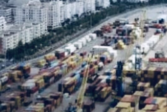 102 kontejnerë me mbetje të rrezikshme nga Kurum, lëshohen 33 arreste për zyrtarë dhe biznesmenë