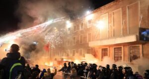 Protesta e 10 shkurtit, Policia angazhon mbi 1.000 efektivë